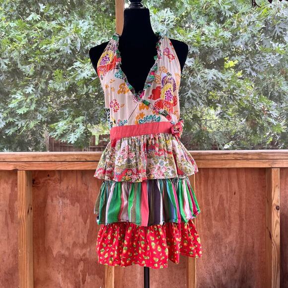 Pier 1 Imports Colorful Ruffled V-Neck Apron One Size - Picture 1 of 8